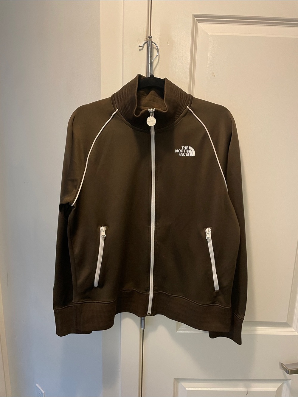 The North Face Men's Dark Brown Lightweight Zip-Front Jacket with White Trim
